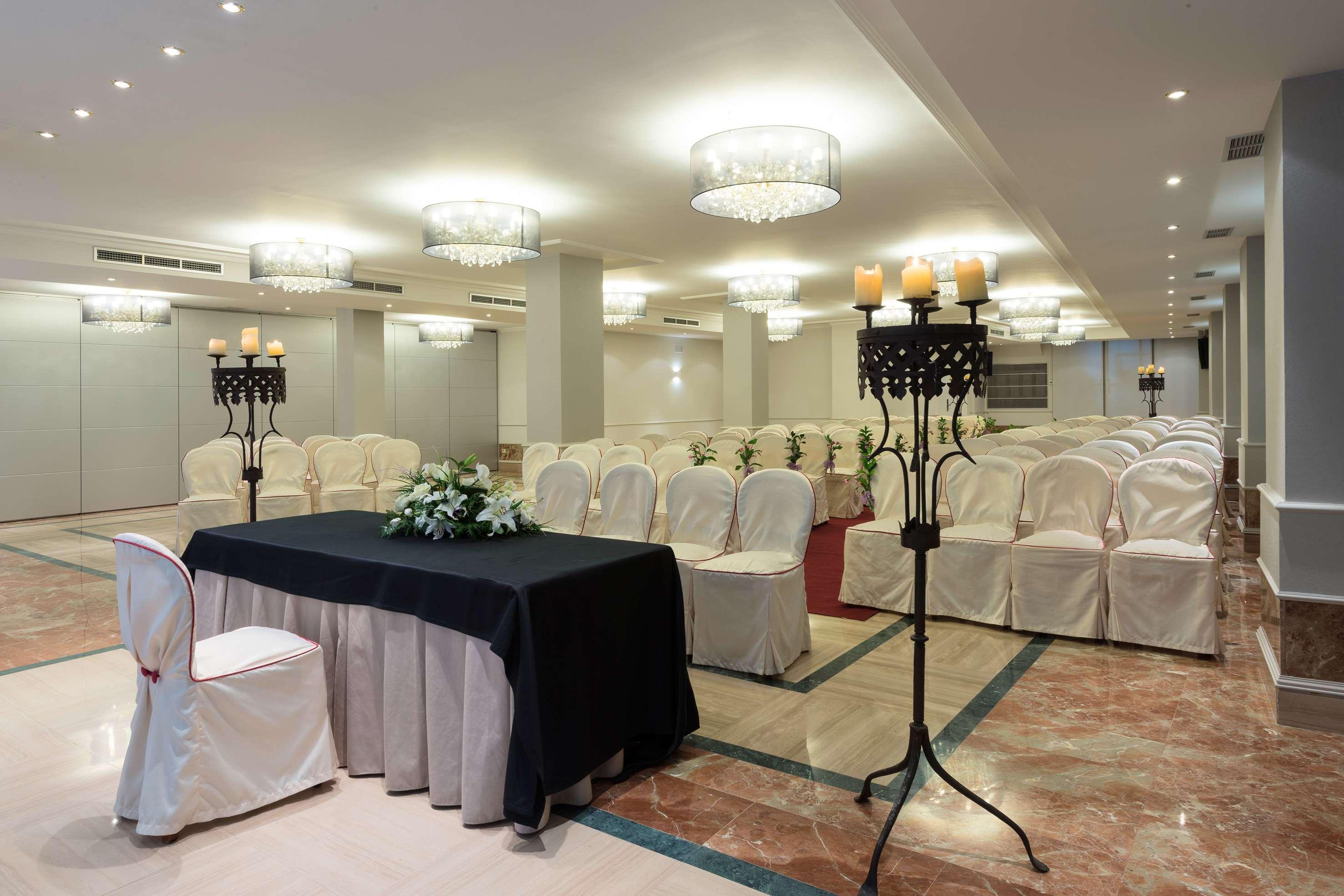 Hotel Madrid Leganes Affiliated By Melia Экстерьер фото