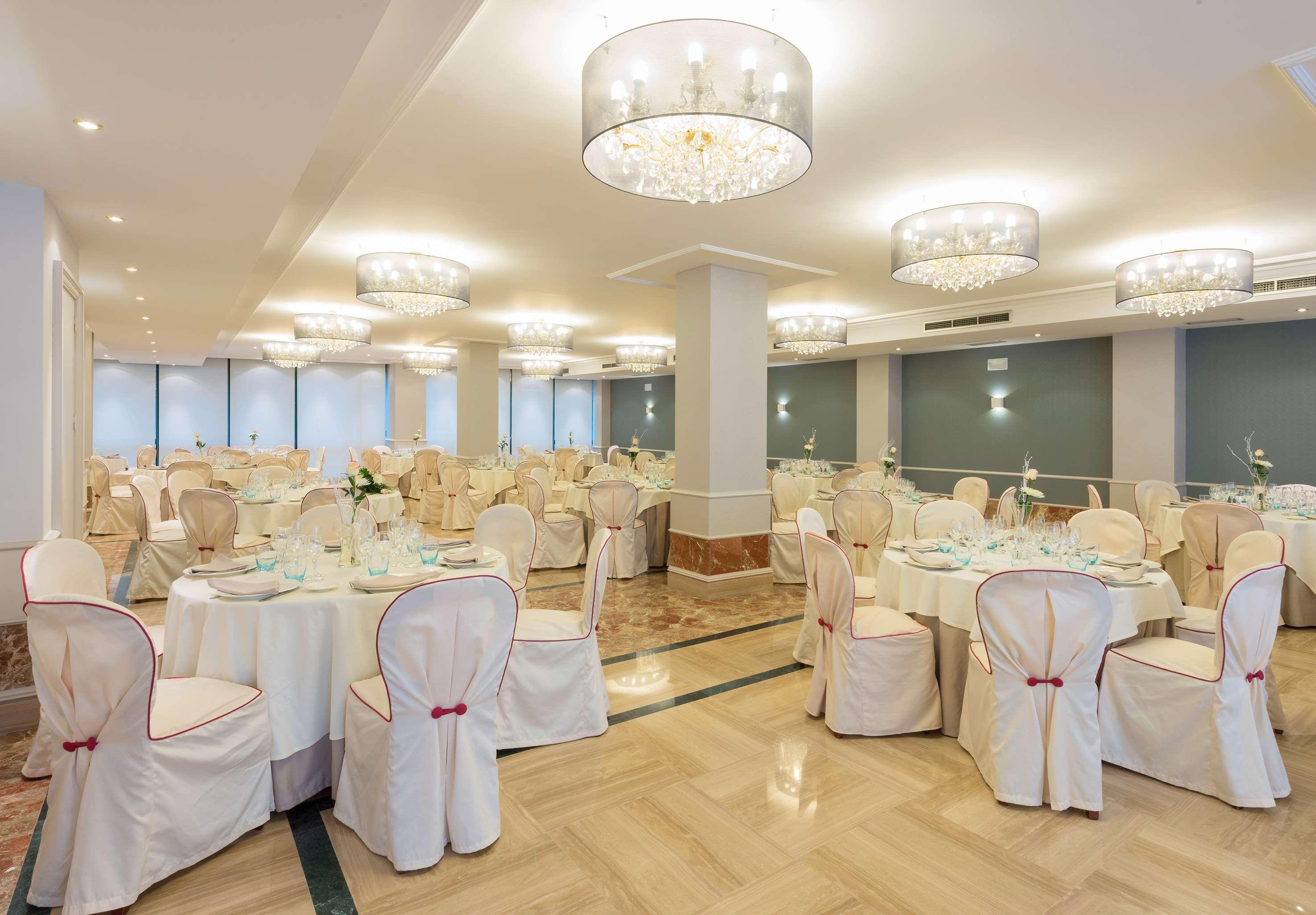 Hotel Madrid Leganes Affiliated By Melia Экстерьер фото