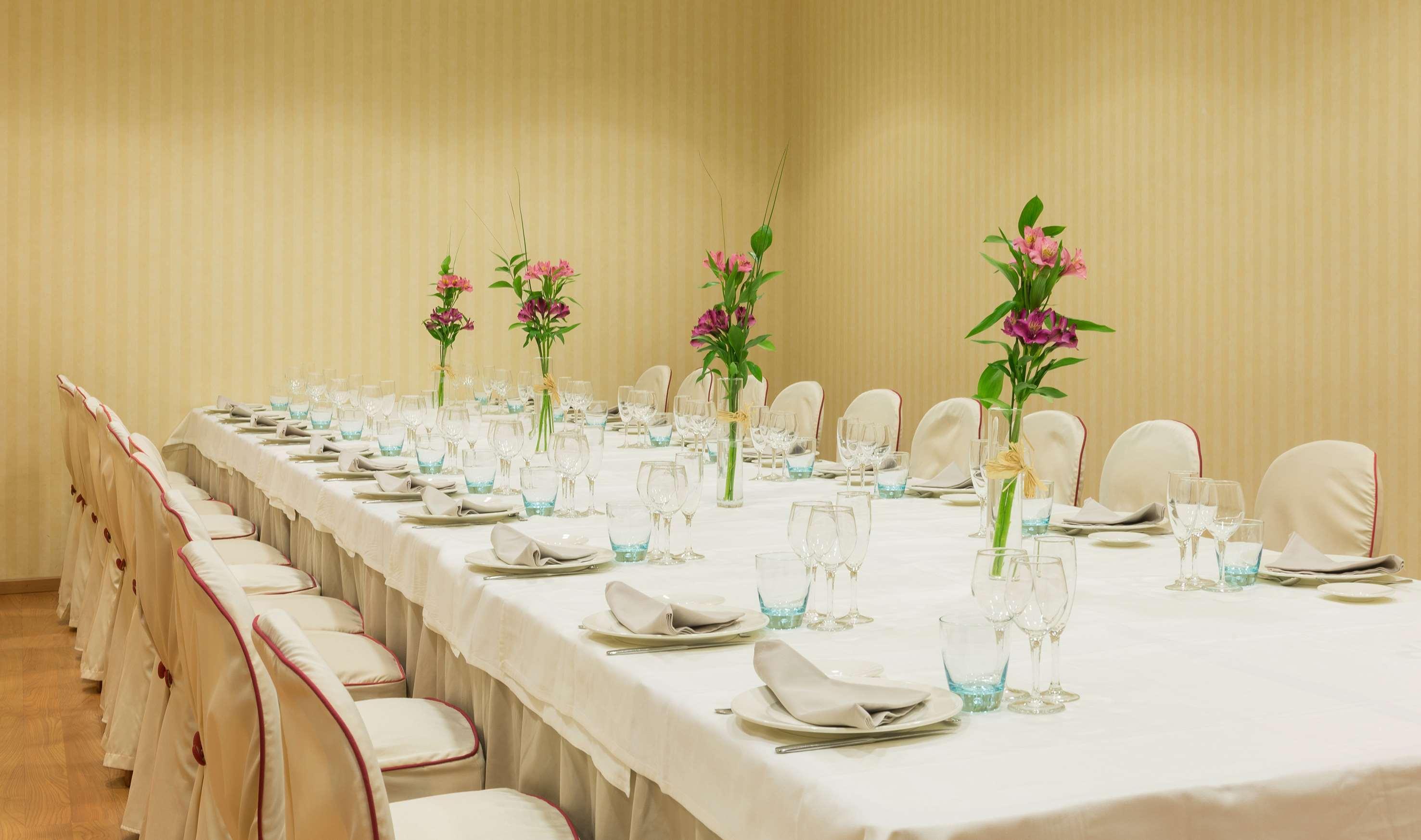 Hotel Madrid Leganes Affiliated By Melia Экстерьер фото