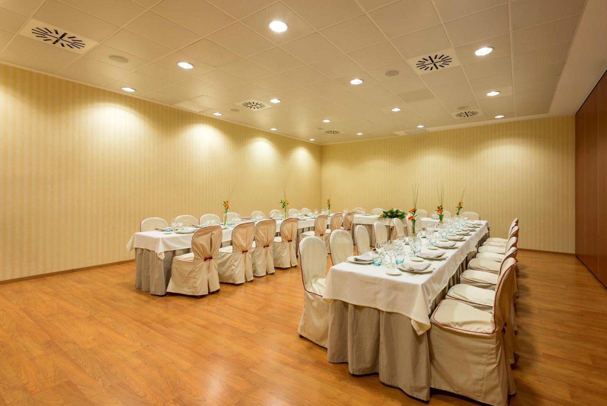 Hotel Madrid Leganes Affiliated By Melia Экстерьер фото