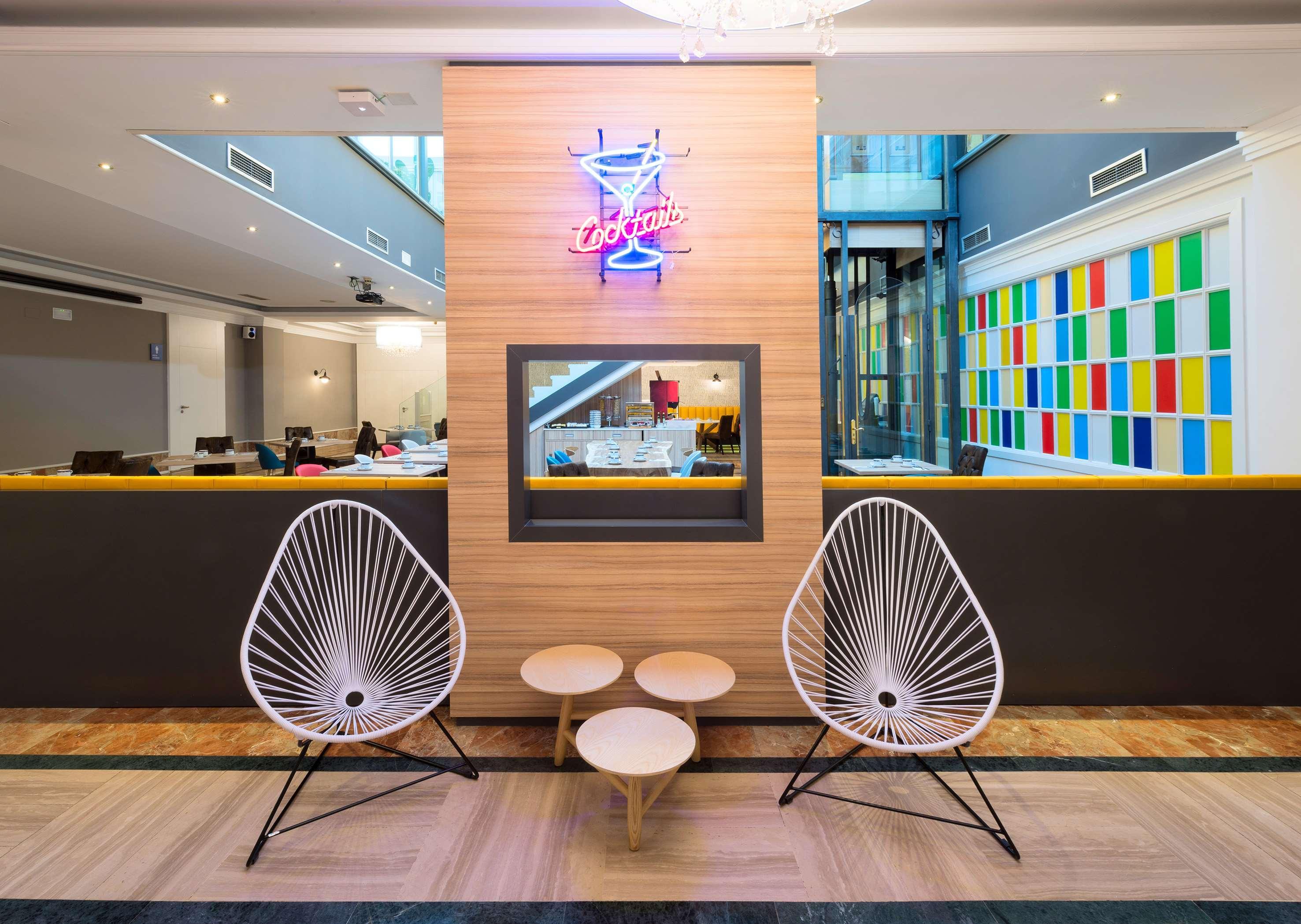 Hotel Madrid Leganes Affiliated By Melia Экстерьер фото